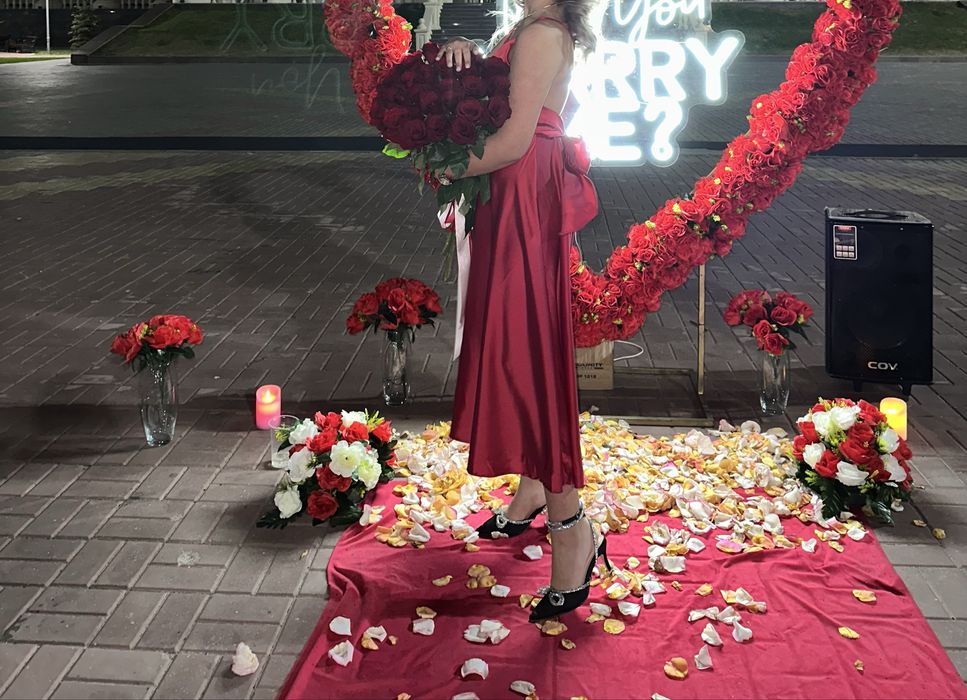 Красное нарядное платье, размер s-m