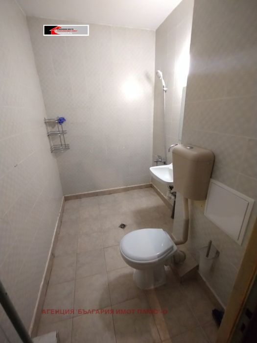 Дава се под наем Тристаен апартамент в София, Света Троица - 110 кв.м за 561 € - Снимка #14