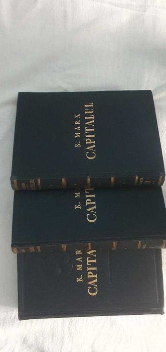 Vand  Capitalul de Karl Marx 3 volume