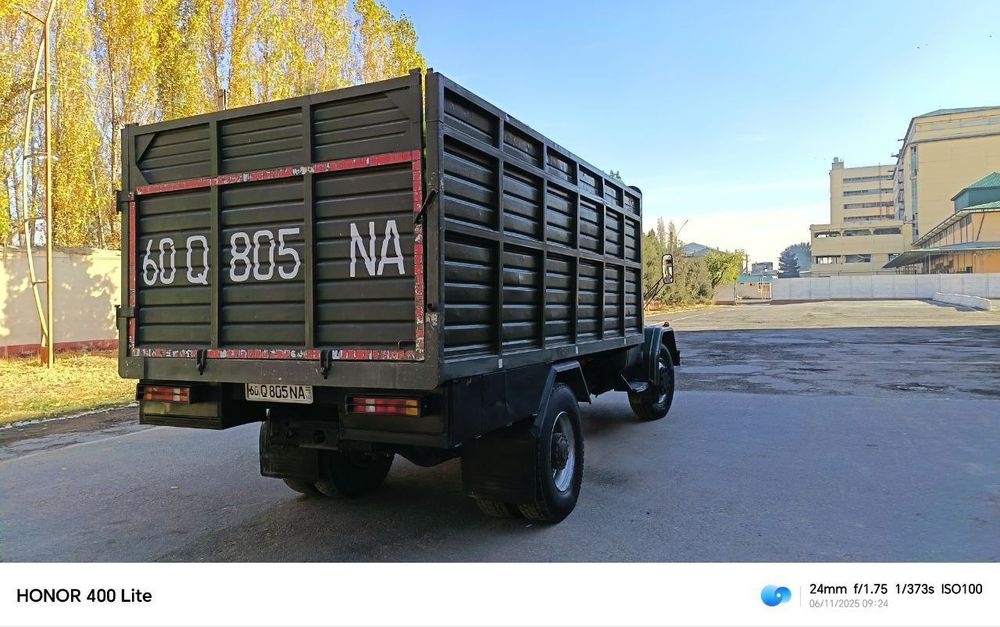 Зил 131 сотилади