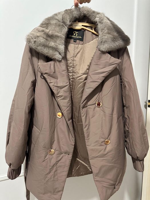 Женское зимнее куртка воротником из норки