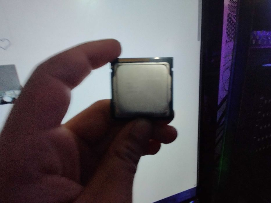 Процесор intel xeon E3-1270V2 3.50GHZ