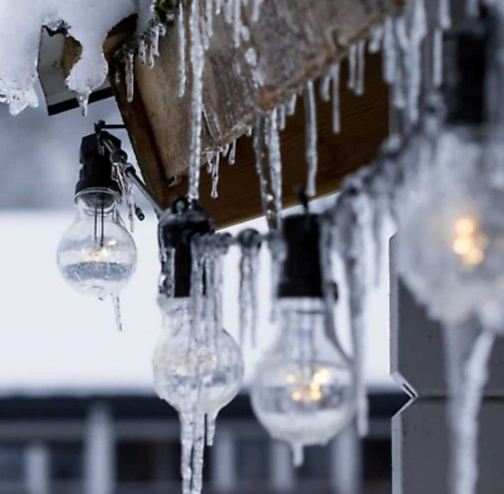 Водоустойчив гирлянд за външно осветление с 10 броя LED крушки