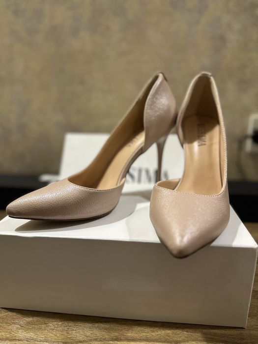 Туфли на шпильке