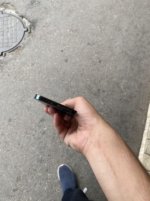 Iphone 12 pro blue