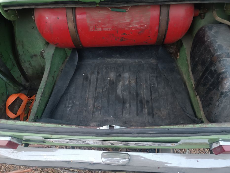 Жигули ваз  21011