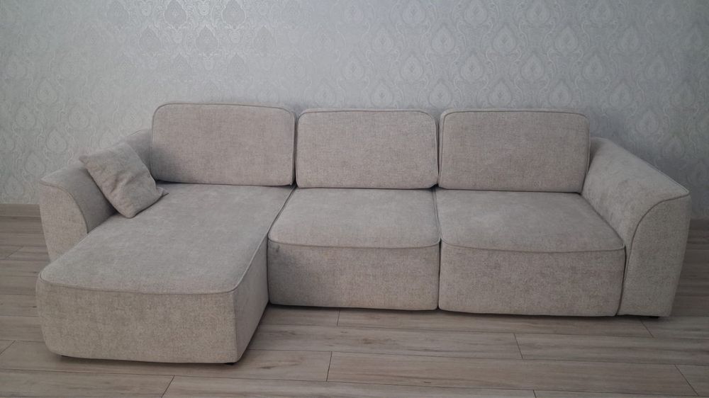 Продается Диван мягкий удобный