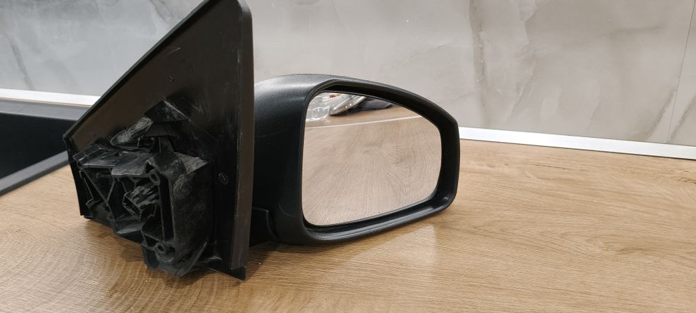 Дясно Огледало Renault Megane III / Рено Меган 3 - 2008/15г