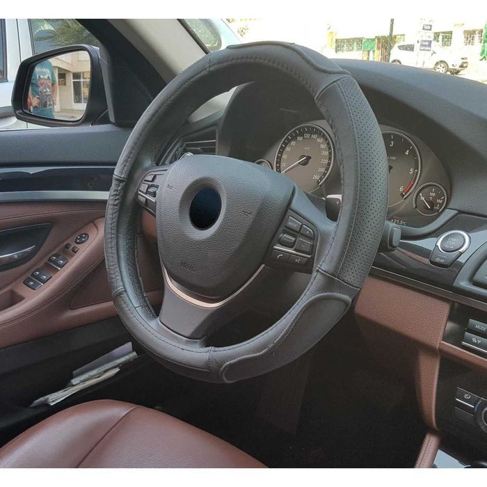 Калъф за волан от естествена кожа - черен, размер M (37-39 см)