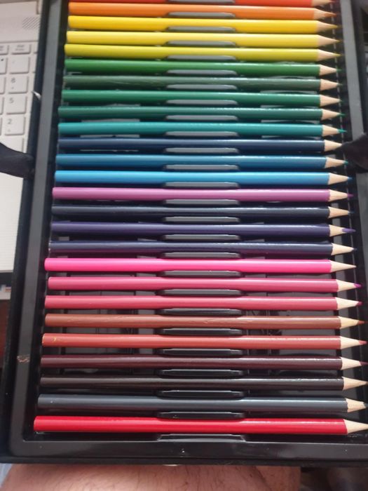 Piccolo детски комплект за рисуване.