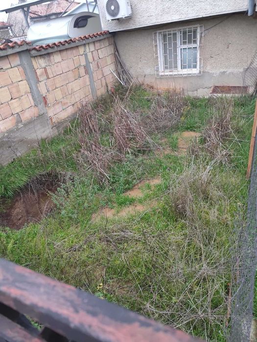 Продава се Тристаен апартамент в Разград, Център - 1000 кв.м за 64 €/кв.м - Снимка #8