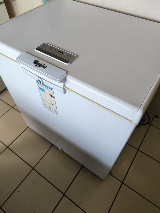 Фризер Whirlpool WH2010 A+E