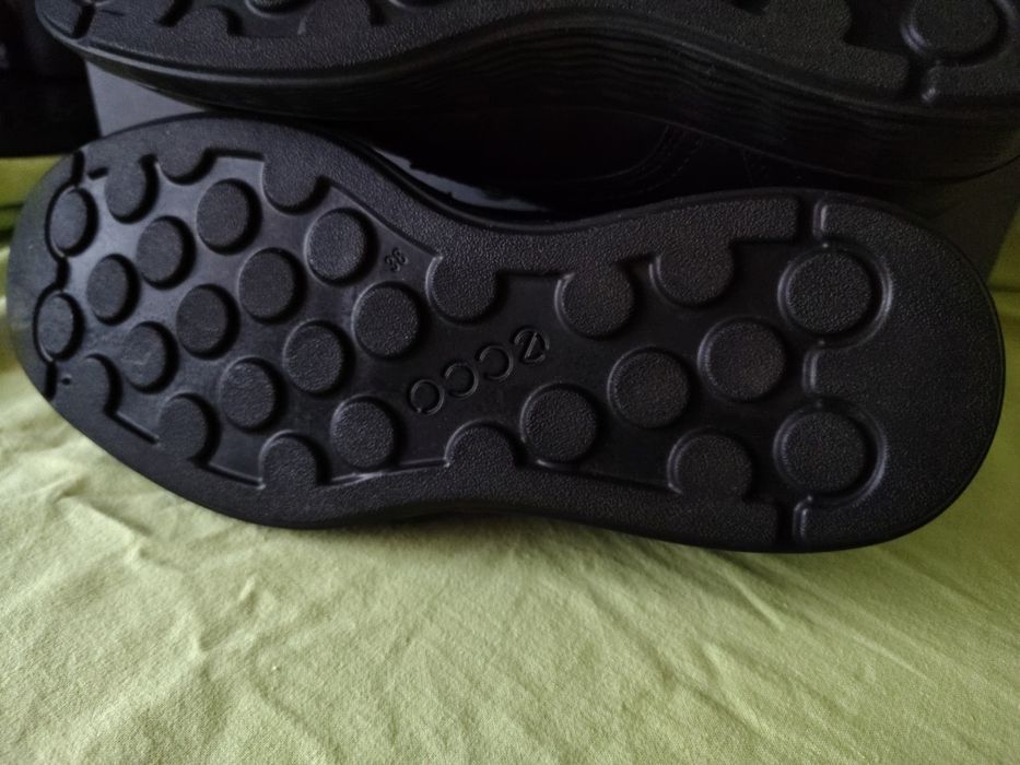 Pantofi noi de piele negri mărimea 38