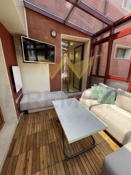 Дава се под наем Четиристаен апартамент в Варна, Център - 107 кв.м за 1350 € - Снимка #11