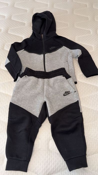 Trening nike copii