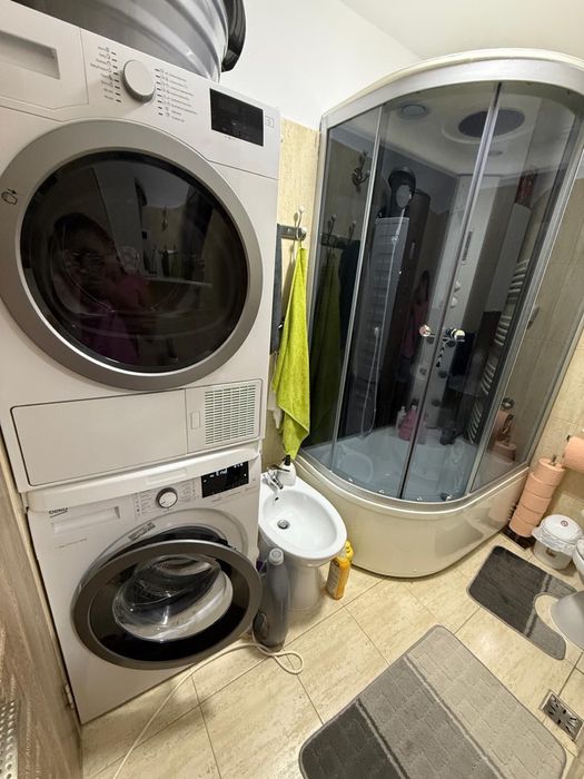 Vând apartament cu 3 camere cartierul Păcii, etajul 1