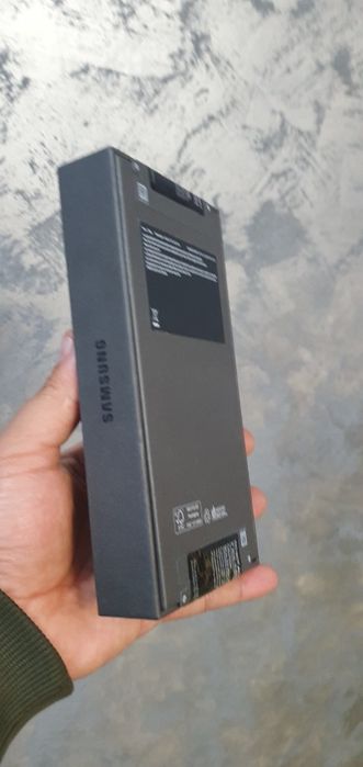 Samsung s25 ultra 1TB sigilat