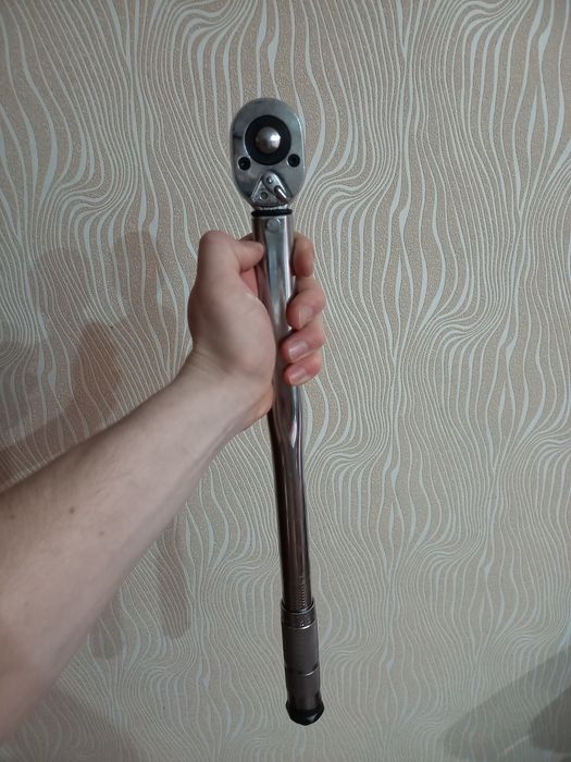 Динамометрический ключ