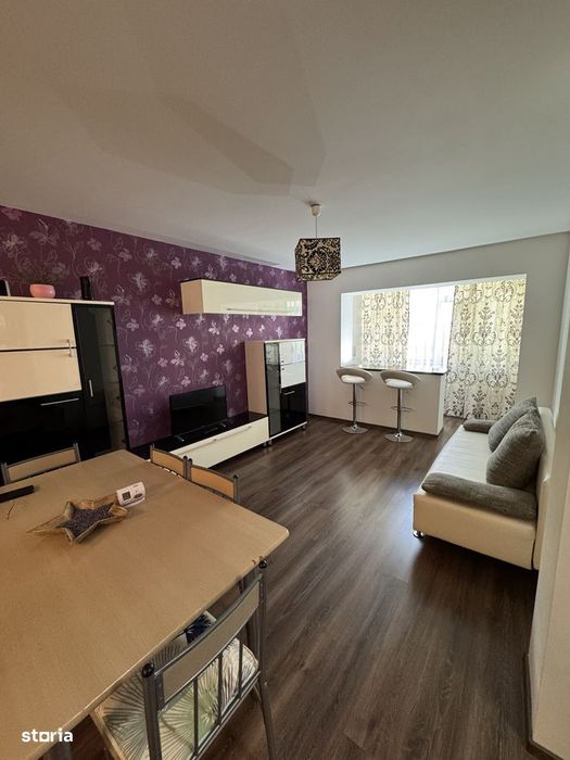 Inchiriez apartament cu 2 camere