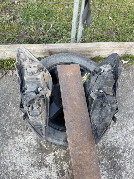 Фарове ляв и десен Kia Ceed 2011