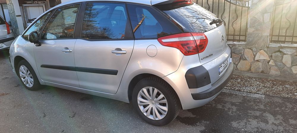 Citroen C4 Picasso 1.6 diesel an 2008,foarte spațioasă și utila, limuzina