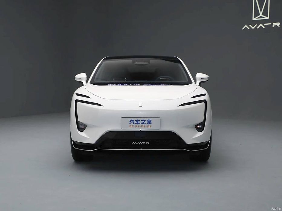 Avatr 11. 2055 EV King