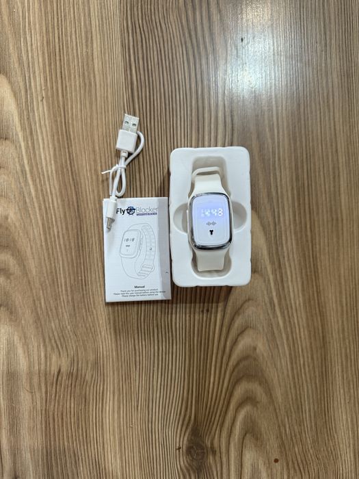 Часовник Flyblocker против насекоми