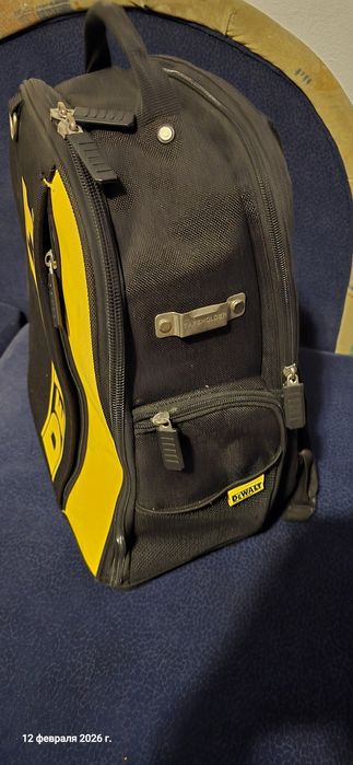 Рюкзак DEWALT продам
