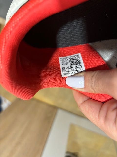 Детски маратонки”Адидас”