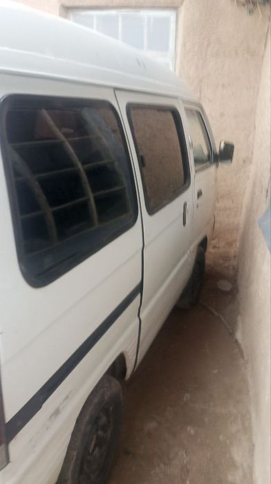 Дамас сотилади 1996