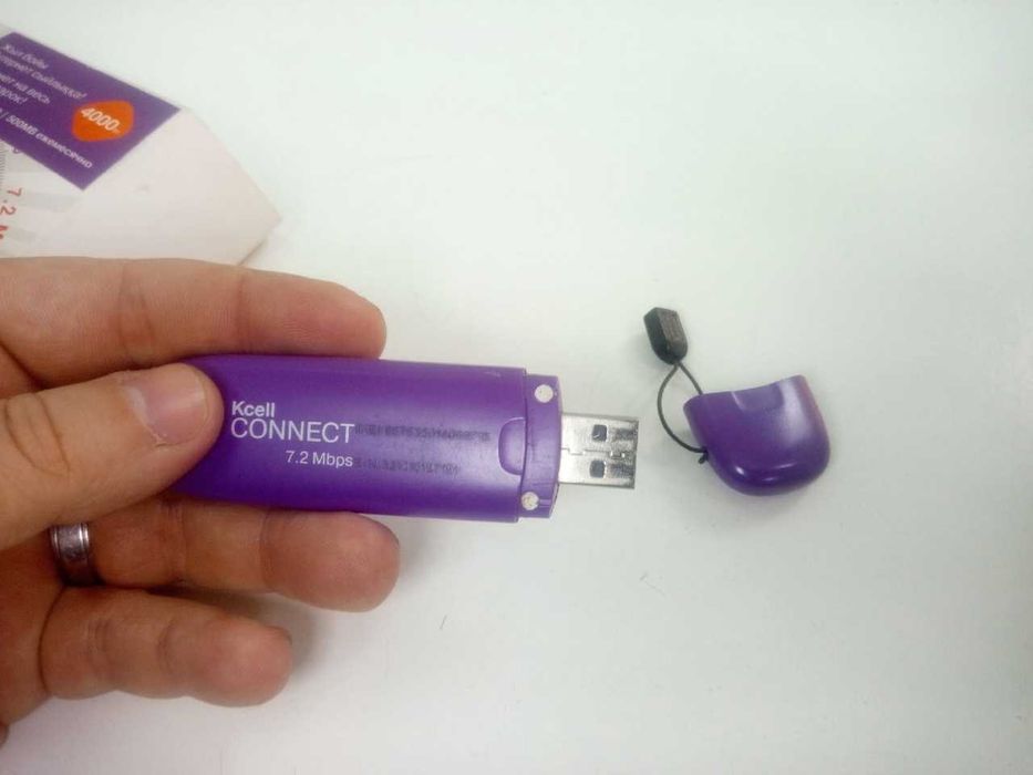 Продам USB модем (не вскрывался, пломбы на месте)