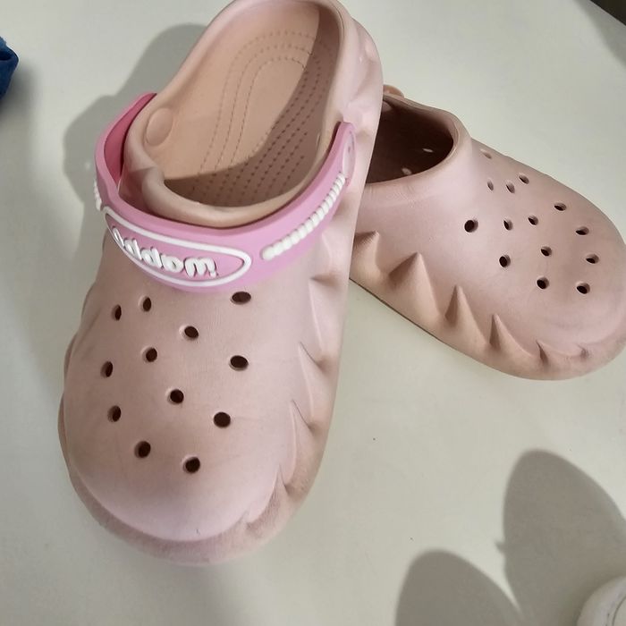 Обувь на девочку