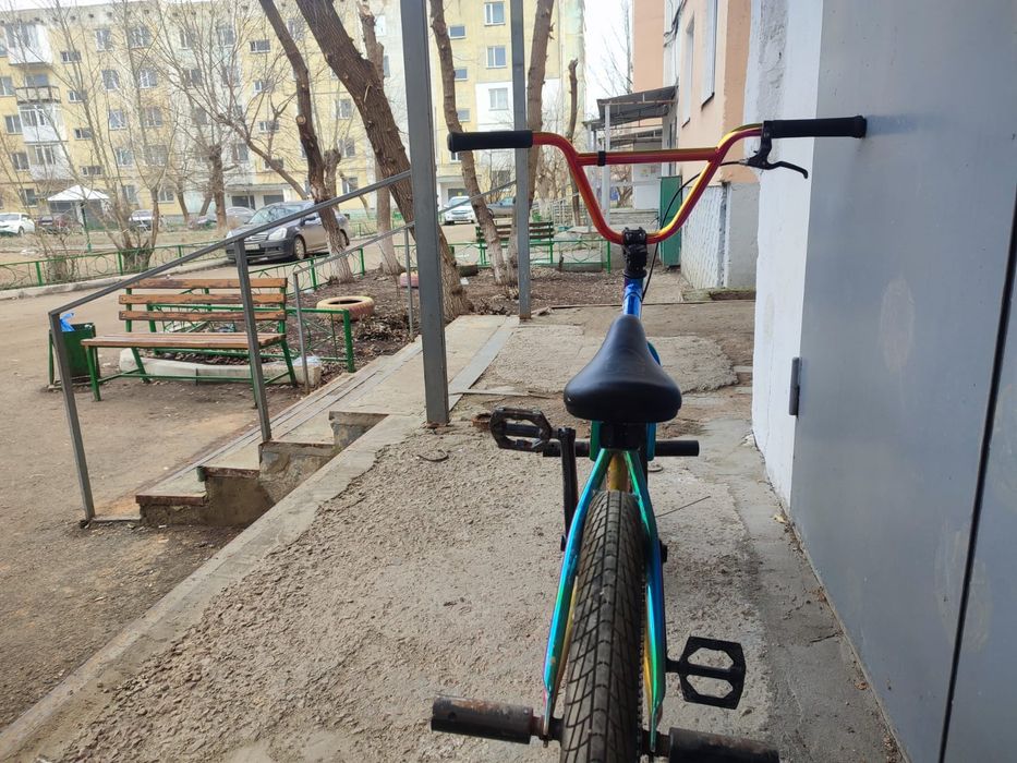 Продам трюковой велосипед BMX в отличном состоянии
