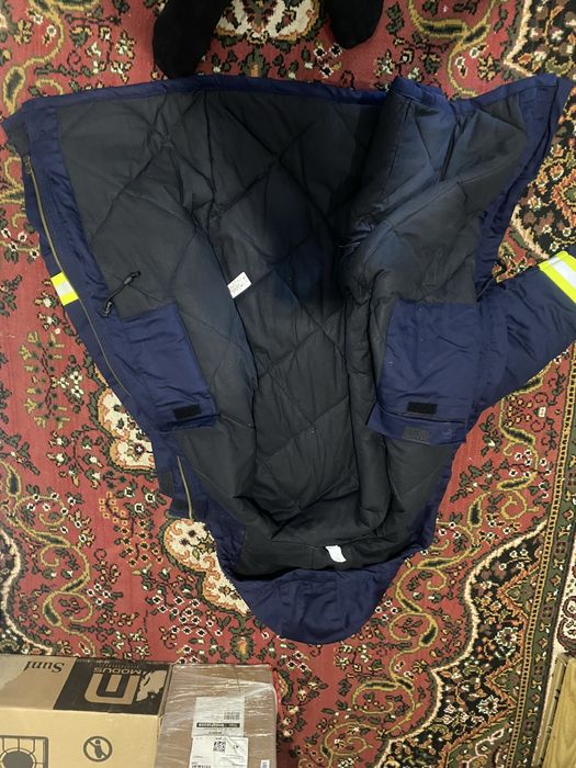 Сиз зимний бушлат сатылады