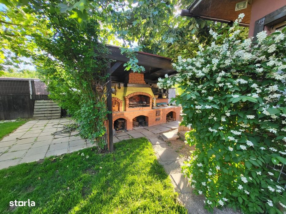 Casa P+1 În Baloțești – Lângă Pădure, Cramă, Beci Și Curte Amenajată