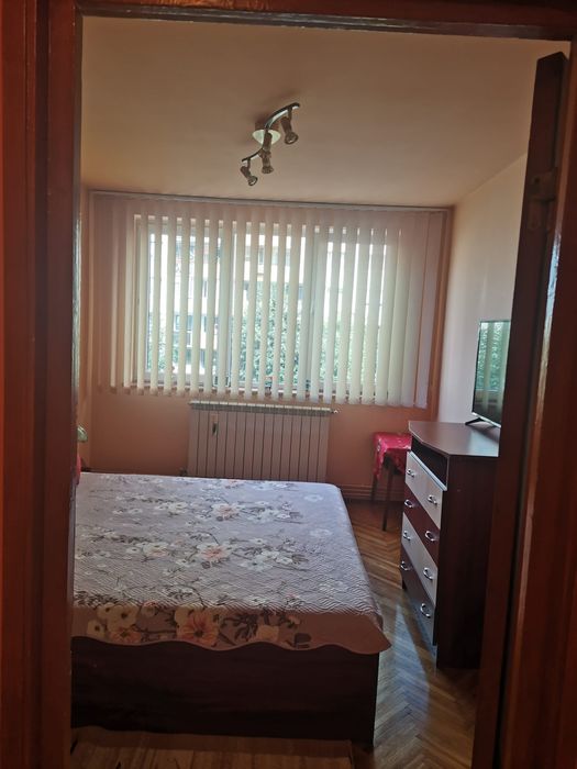 Apartament de închiriat