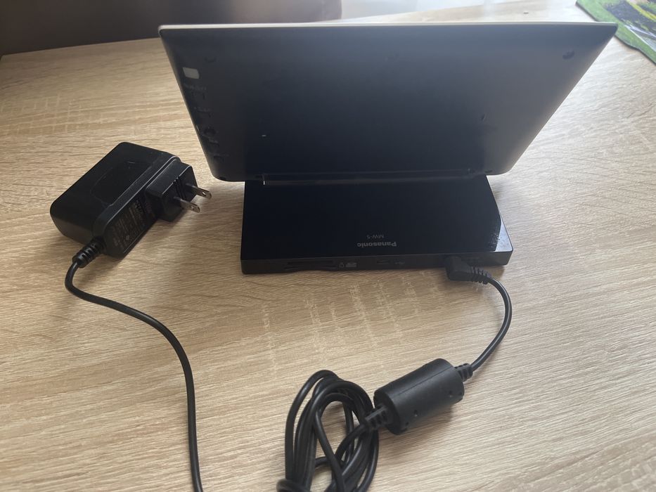 Електронна рамка Sony DPF-D720