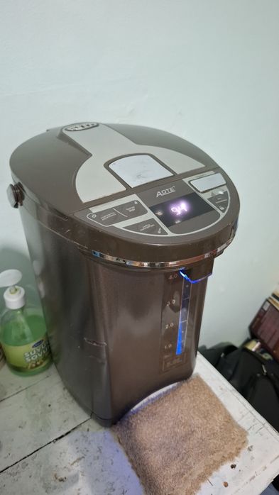 Термопот хороший состояние