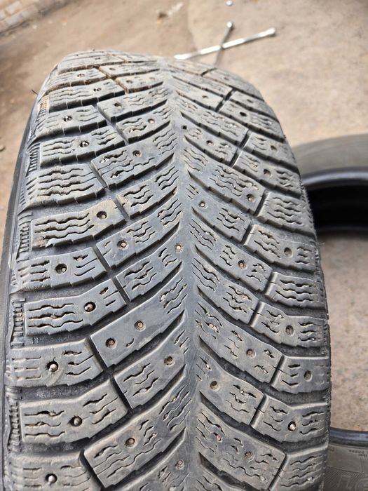 Шины зимние б/у michelin 225/60/17