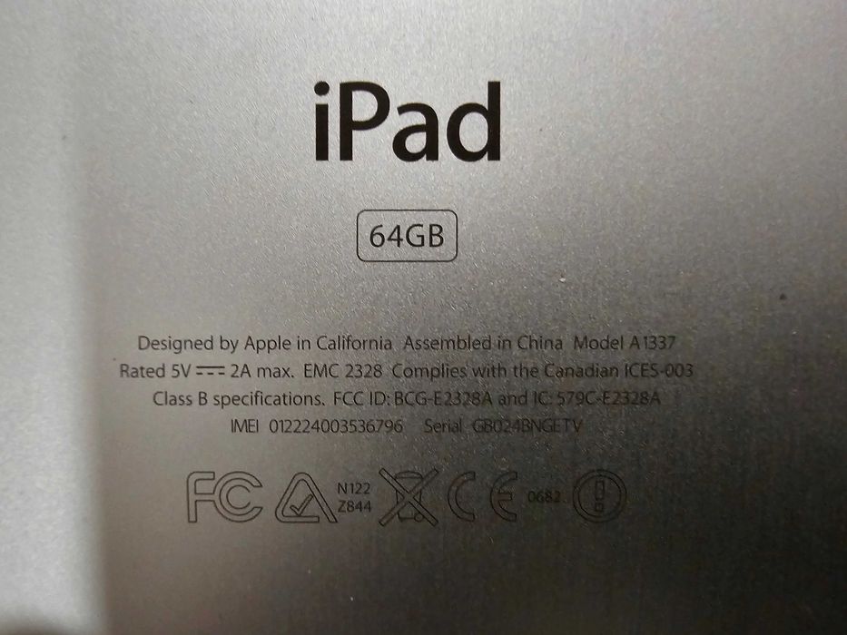Apple iPad 1st Gen (A1337 EMC 2328) 64GB + 3G – За части / Подута батерия
