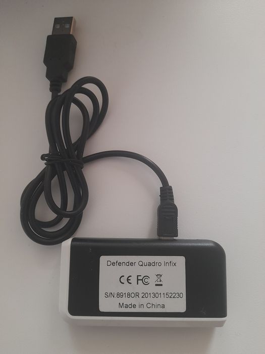 Компактный 4-портовый мини-хаб.