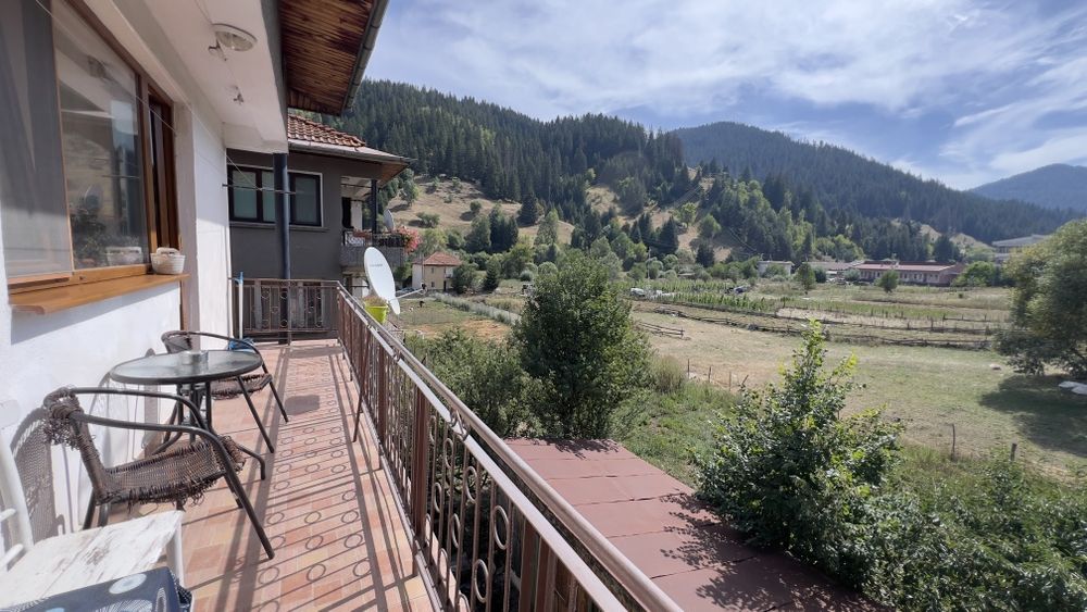 Продава се Етаж от къща в Чепеларе - 101 кв.м за 1090 €/кв.м - Снимка #11