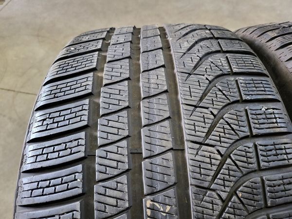 285/30/22 PIRELLI 2бр