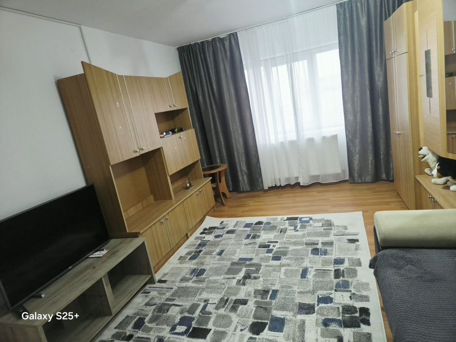 De vânzare apartament 2 camere – decomandat, zona  C.N.Spiru Haret