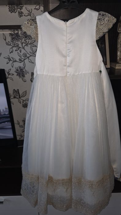 Красивое пышное платье в пол