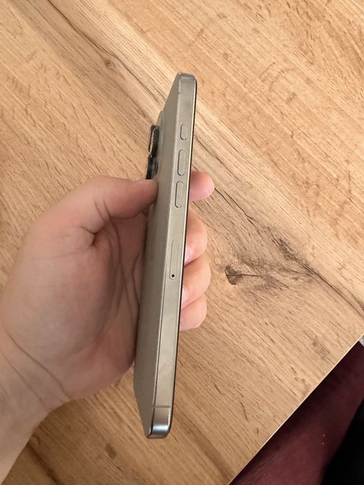 iPhone 16 PRO MAX с гаранция