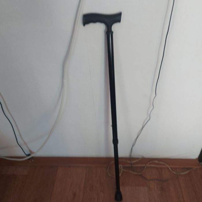 Продам трость новая