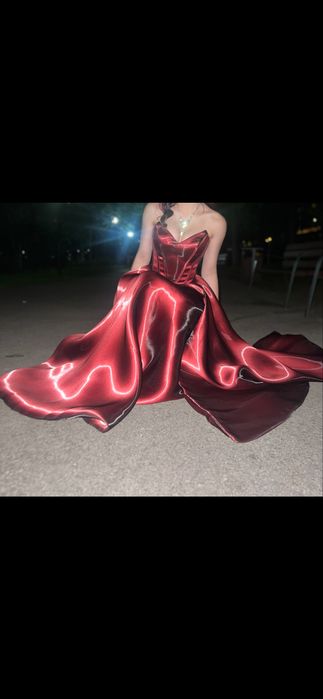 Течна бална рокля Caviar couture