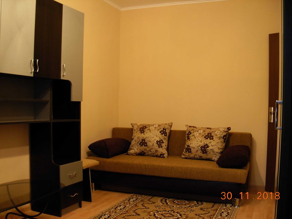 Dau in chirie garsoniera mobilata, utilata, balcon inchis, zona Sovata