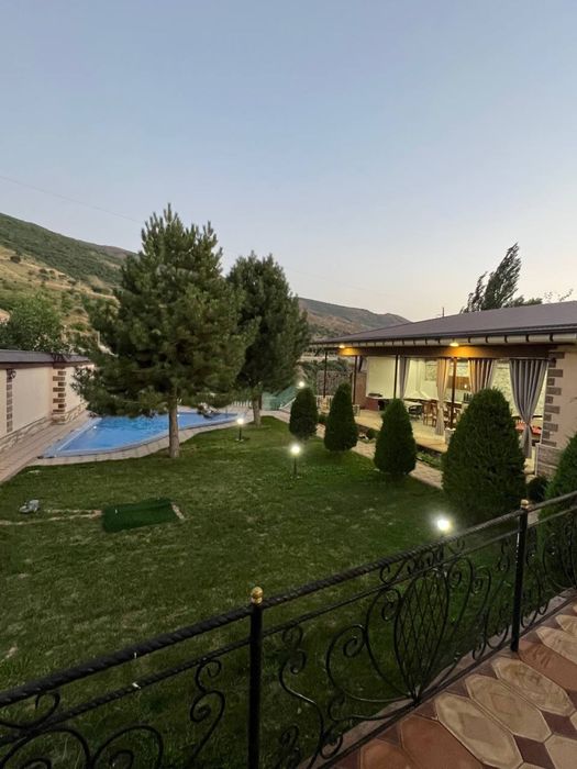 ЕВРО дача на 8 сотках с выходом к реке, Чарвак Бочки